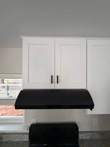 Range hood and upper cabinets